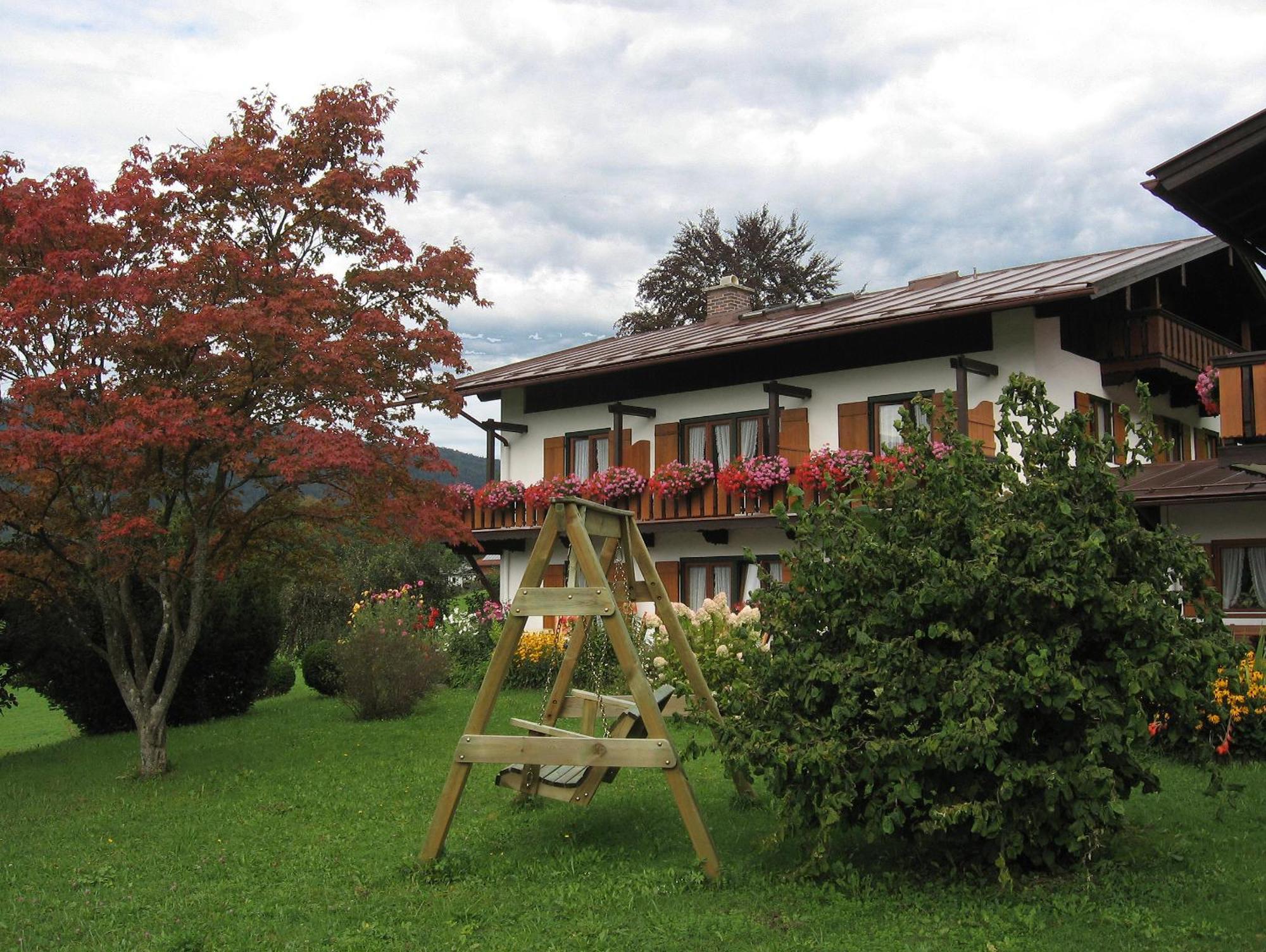 Apartment Obergoebllehen